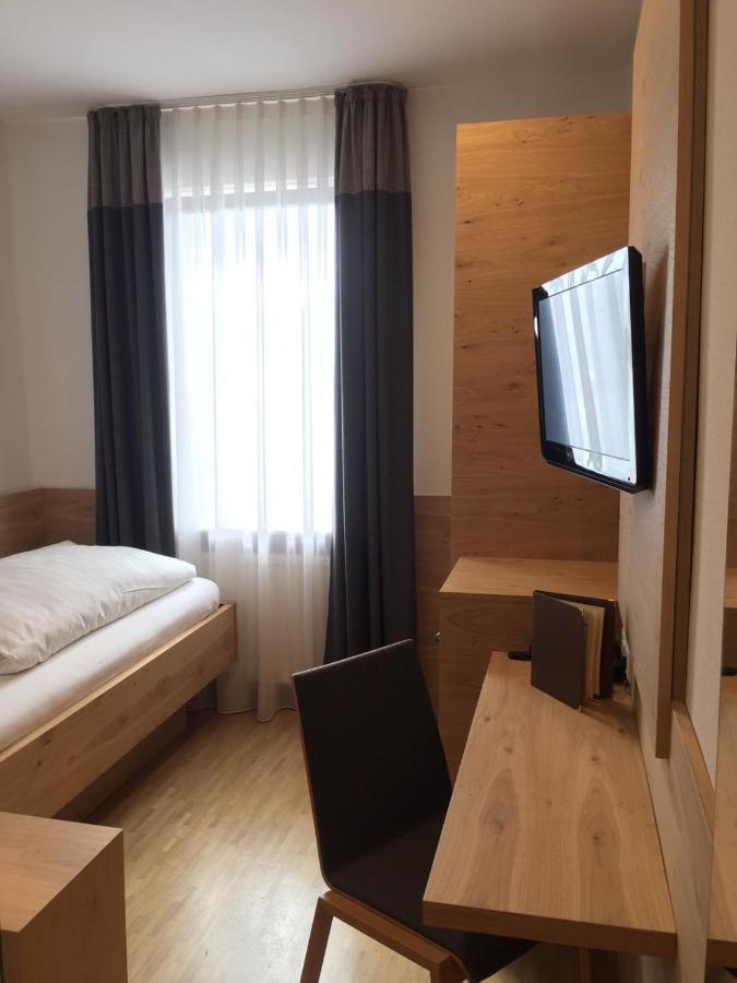 Hotel Zur Schoenen Aussicht Marktheidenfeld Esterno foto